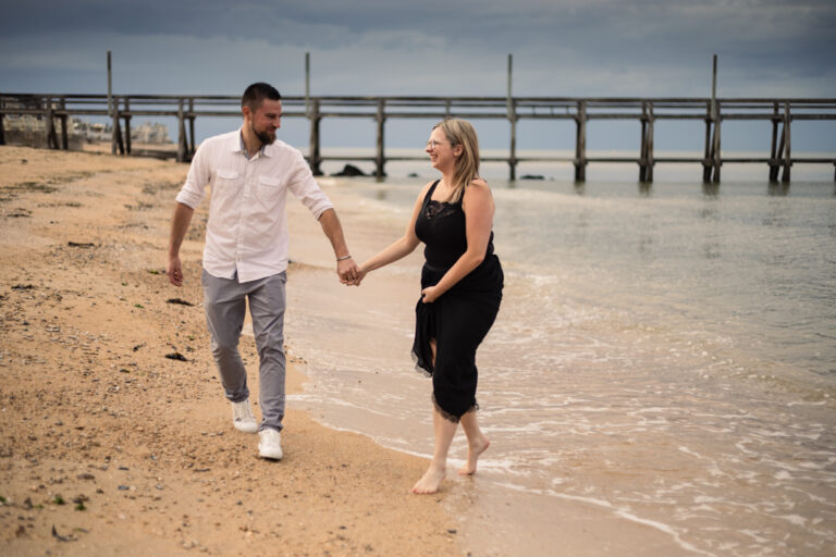 Séance couple à la mer